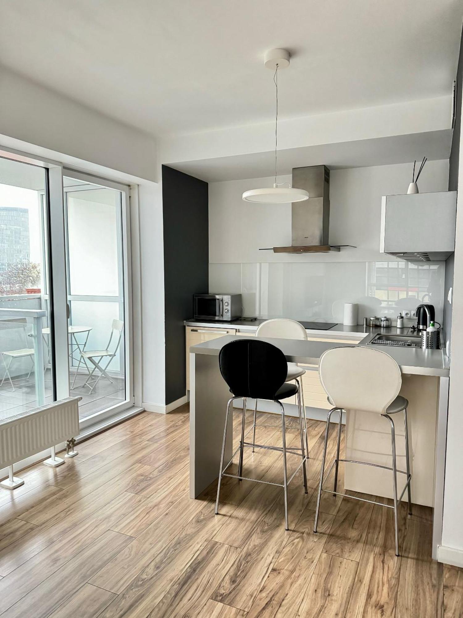 Apartamenty Towarowa Познань Екстер'єр фото